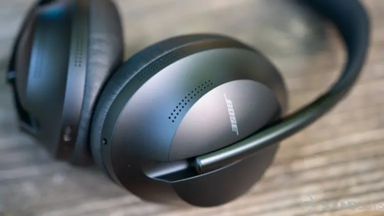 Enhance your music experience with the immersive soundstage of Bose QuietComfort45 headphones