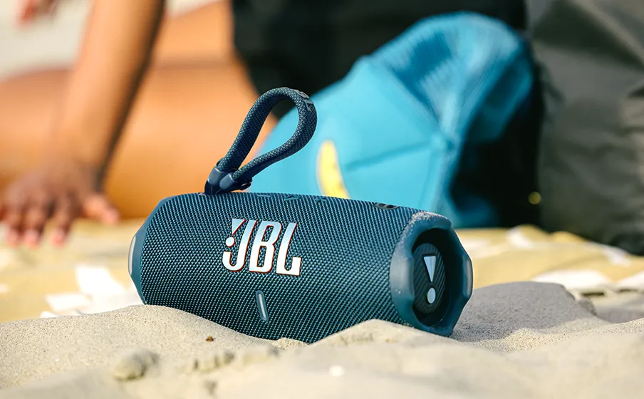 JBL Charge 6 - Portable waterproof and drop-proof Bluetooth speaker