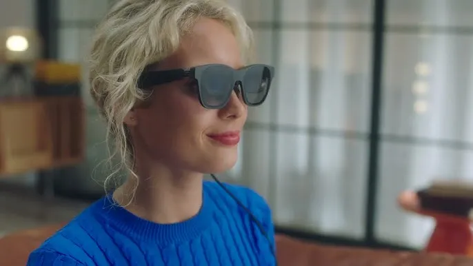 XREAL Air 2 Pro AR Glasses, Ultimate Display with 3-Level Electrochrome Darkening, 75g, 120Hz, 130, Smart Glasses