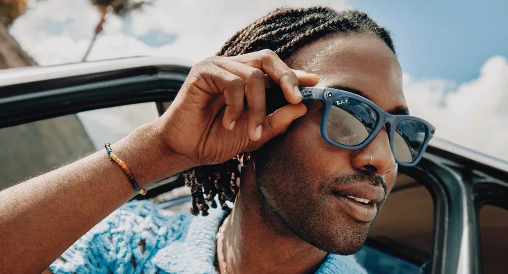 Ray-Ban Unisex Sunglasses Black Frame, Clear Lenses, 50MM