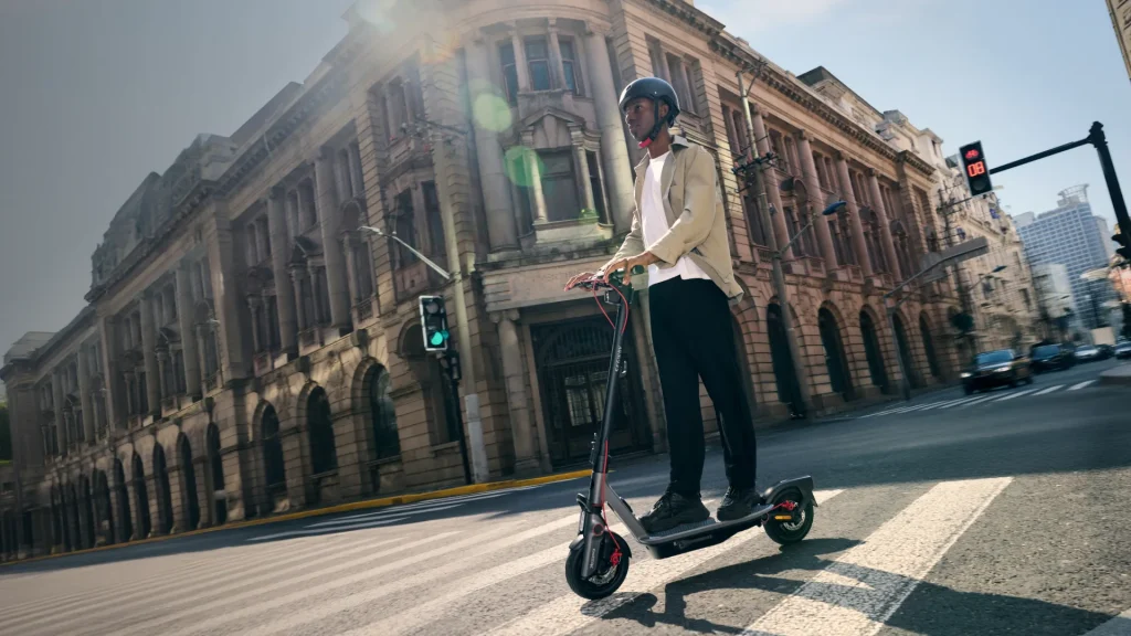 Segway Ninebot Kickscooter F3 Electric Scooter